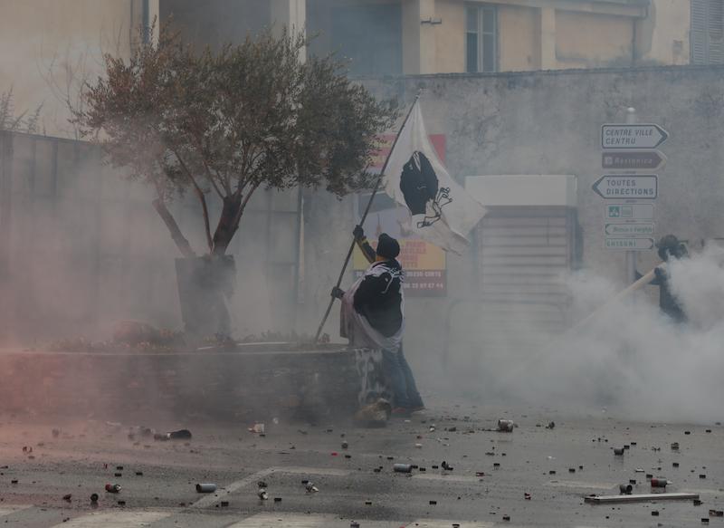 >Violences en marge de la manifestation pour Yvan Colonna (photo 9)