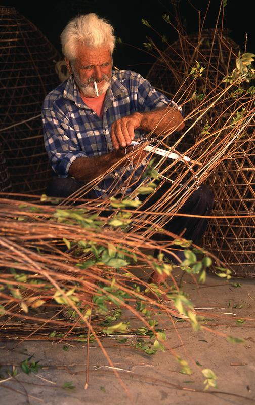 >Fabricant de nasses à langoustes — Vincent Tolaïni (photo 16)