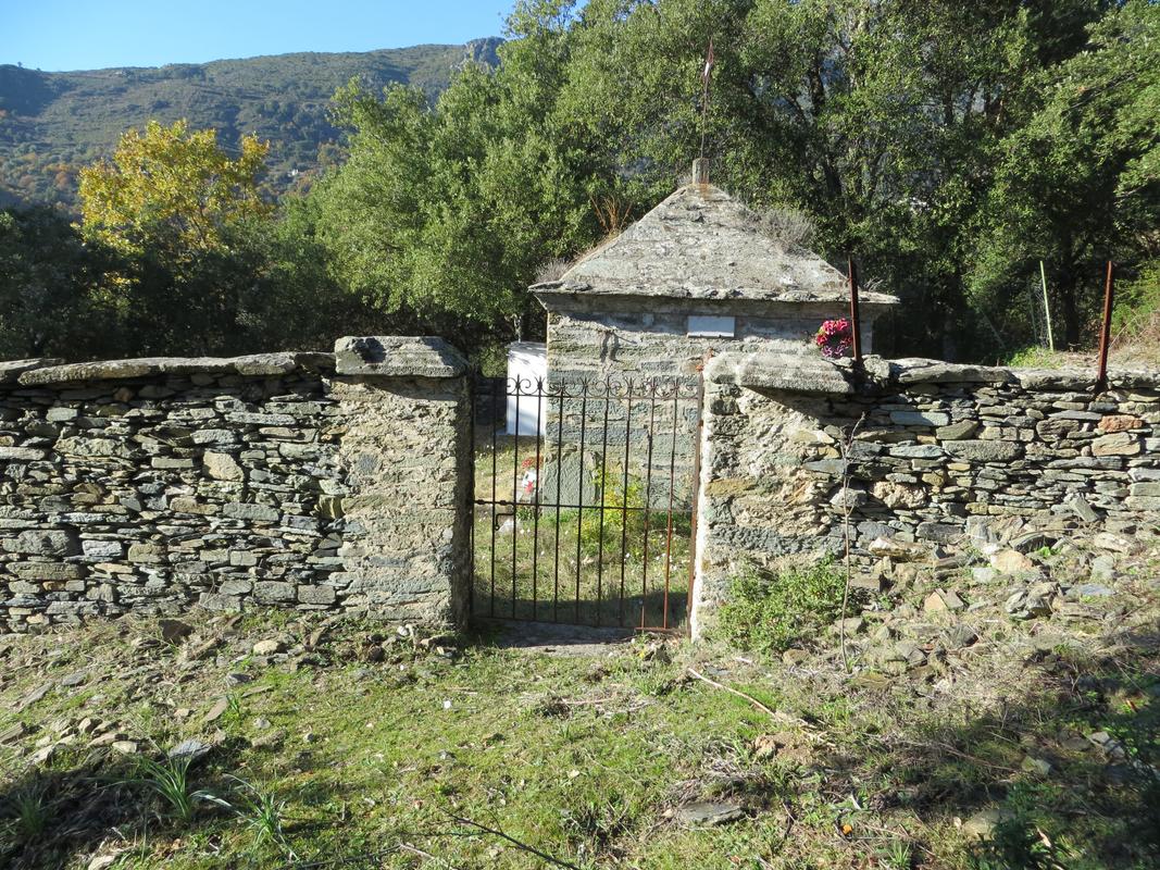 Tombeau de la familla Vescovacci (San Biagu)