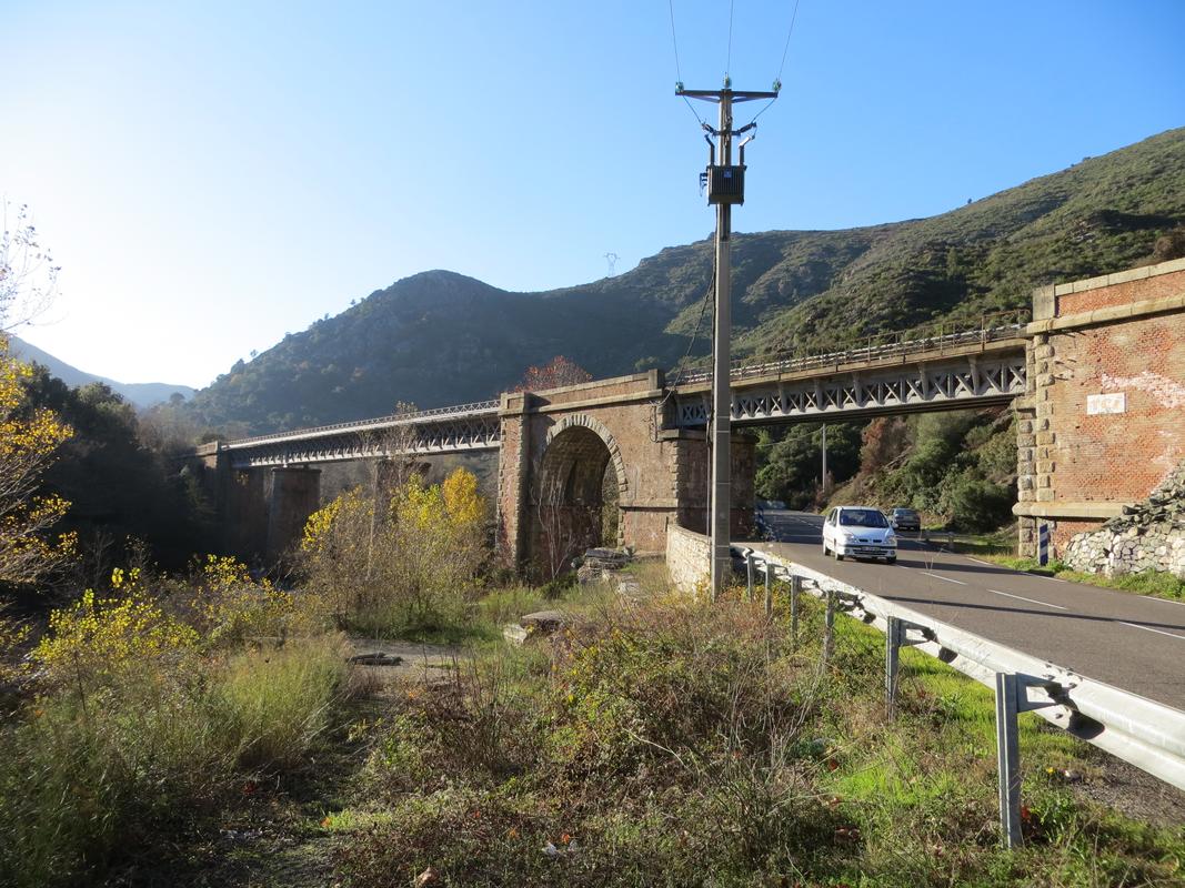Pont de chemin de fer dit pont d'Albano (Pettali)