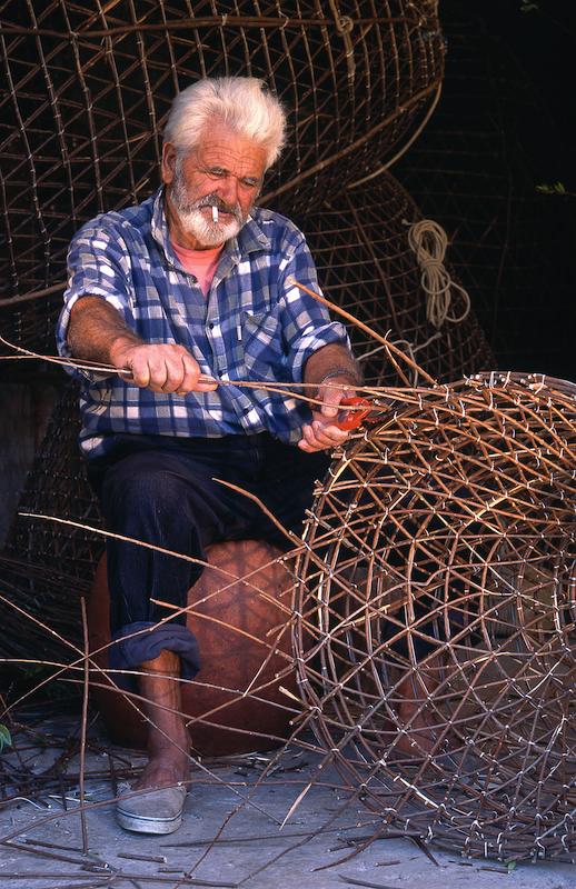 >Fabricant de nasses à langoustes — Vincent Tolaïni (photo 20)