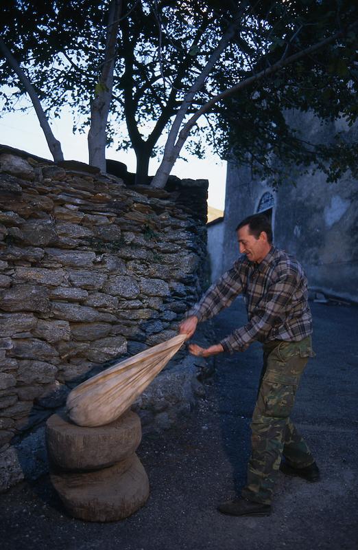 >Châtaignes : cueillette, séchage, moulin — Xavier Colombani (photo 38)