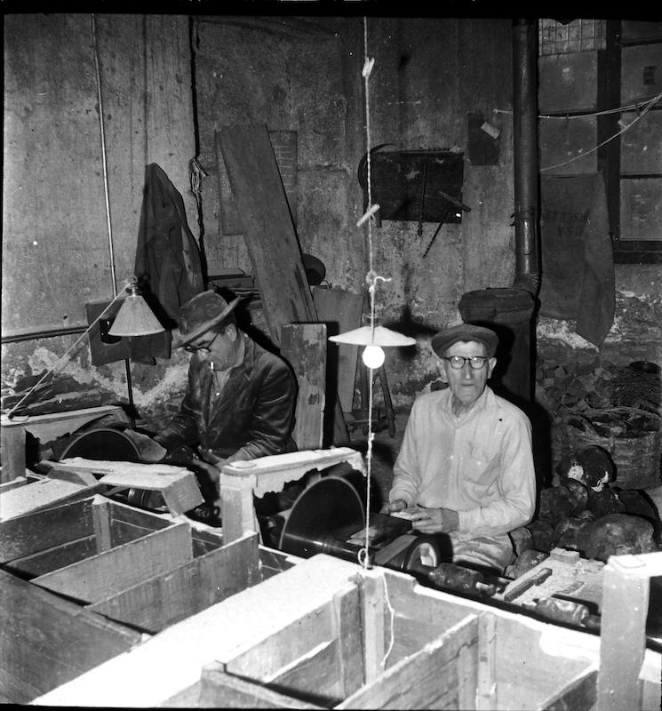 >Tailleur de pierre dans la Restonica (photo 5)