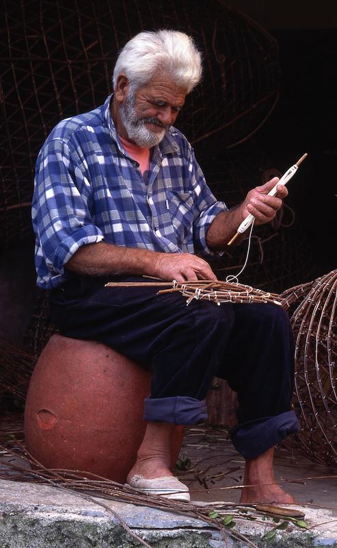 >Fabricant de nasses à langoustes — Vincent Tolaïni (photo 28)