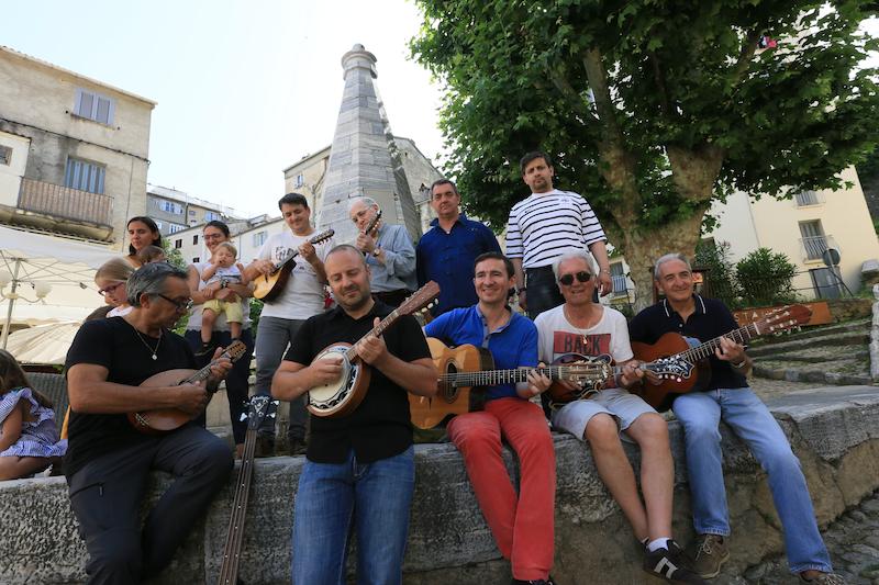 >Les mandolines de Corte