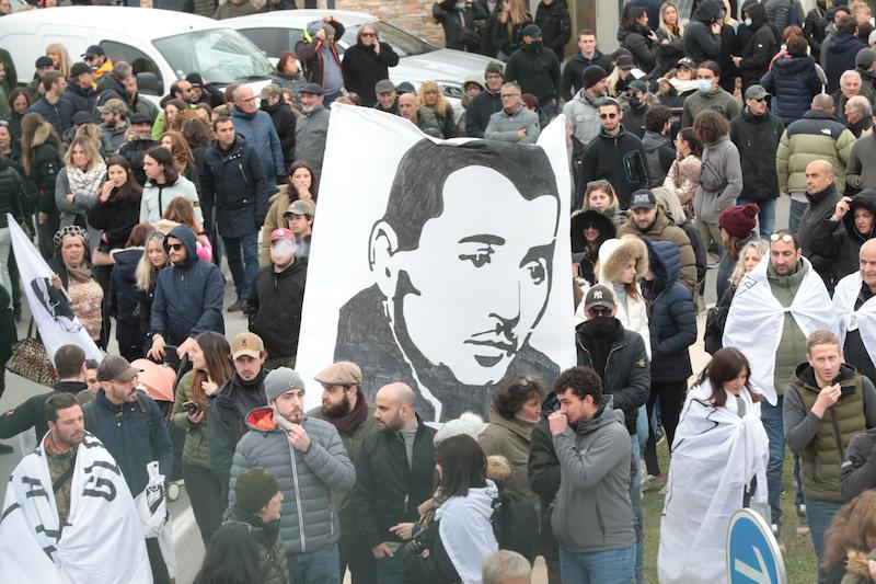>Première manifestation pour Yvan Colonna (photo 2)