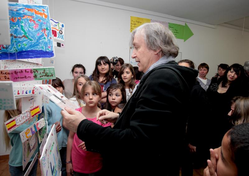 Plantu et Batti en visite à l'école de Calacuccia (photo 5)