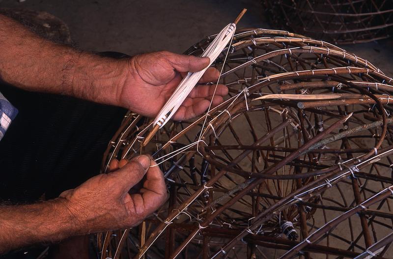 >Fabricant de nasses à langoustes — Vincent Tolaïni (photo 30)