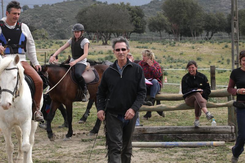 Thierry Lhermitte à cheval (photo 7)