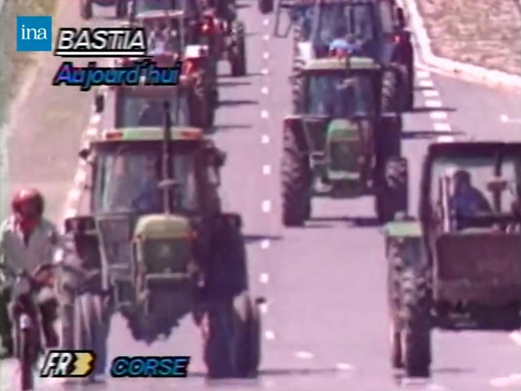 >Incidents avec les agriculteurs devant la préfecture de Bastia
