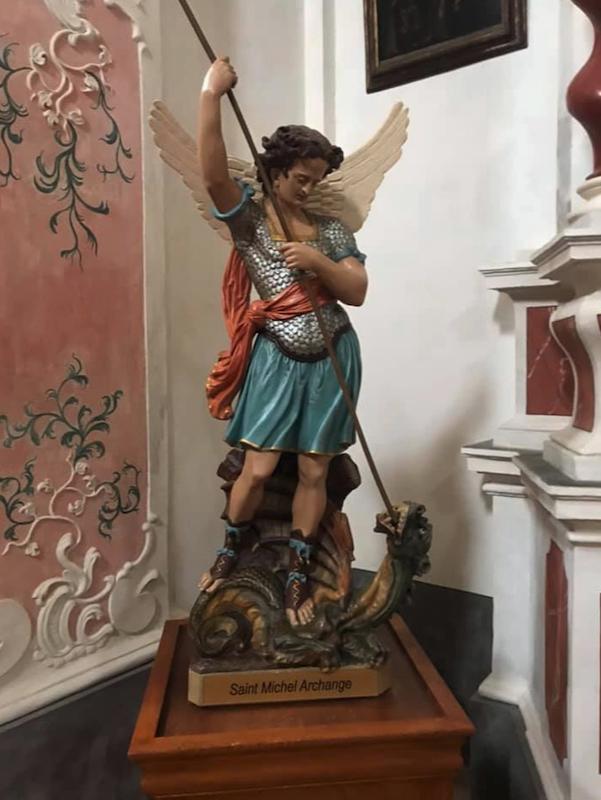 Statuette San Michele