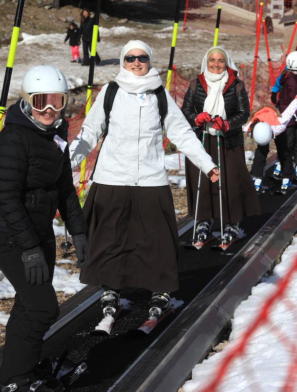 Les sœurs de Marcassu au ski (photo 2)
