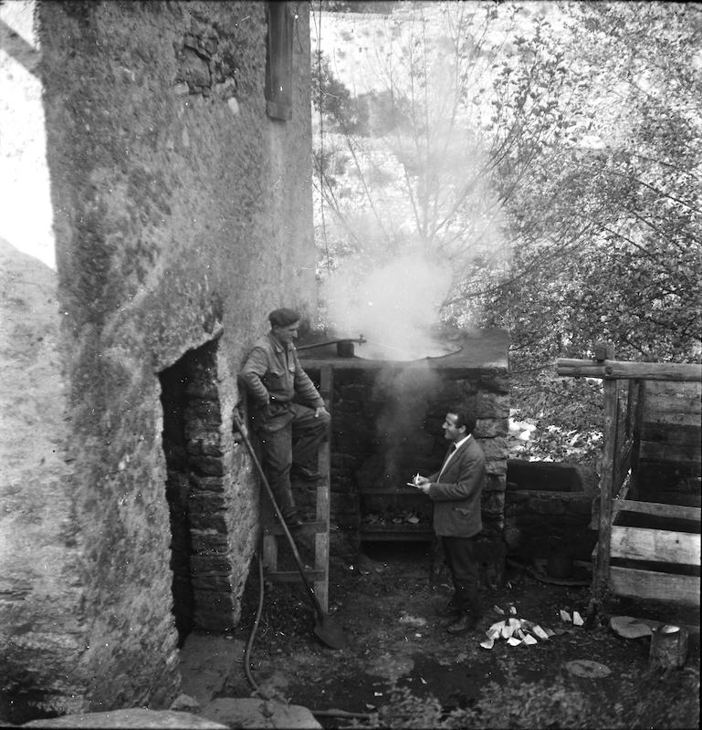 >Tailleur de pierre dans la Restonica (photo 4)