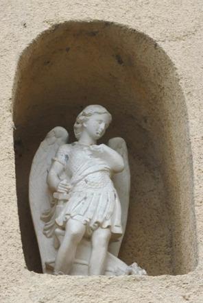 >Statuette San Michele