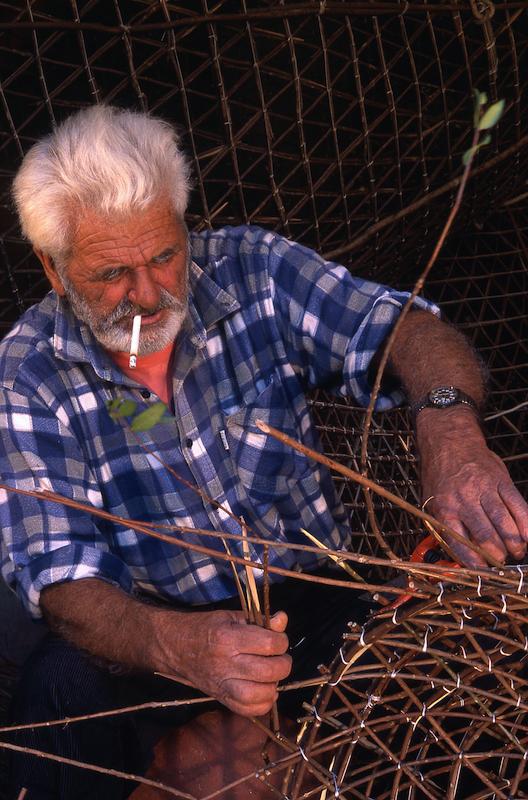 >Fabricant de nasses à langoustes — Vincent Tolaïni (photo 29)
