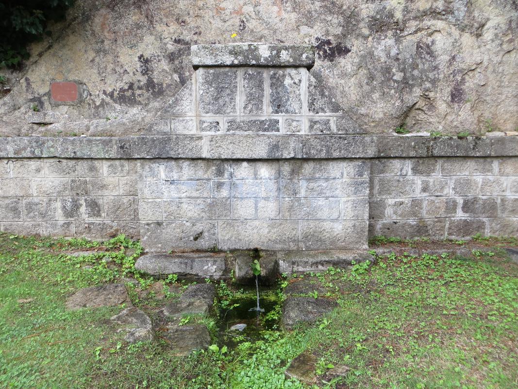 Fontaine dite de Funtanicchia (Fontanighja)