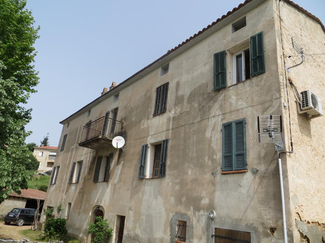 >Ancienne maison de la famille Mufraggi-Martinetti, mairie, actuellement maison (Ogliastrone)