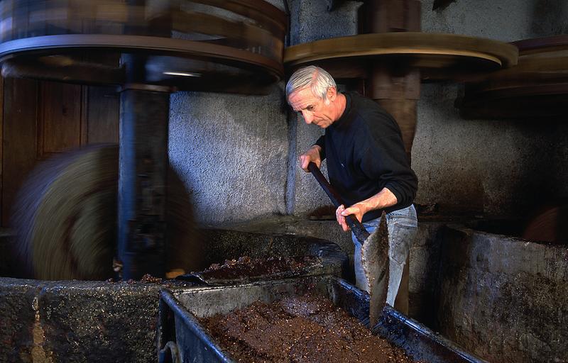 >Moulin à huile d’olive traditionnel (photo 21)