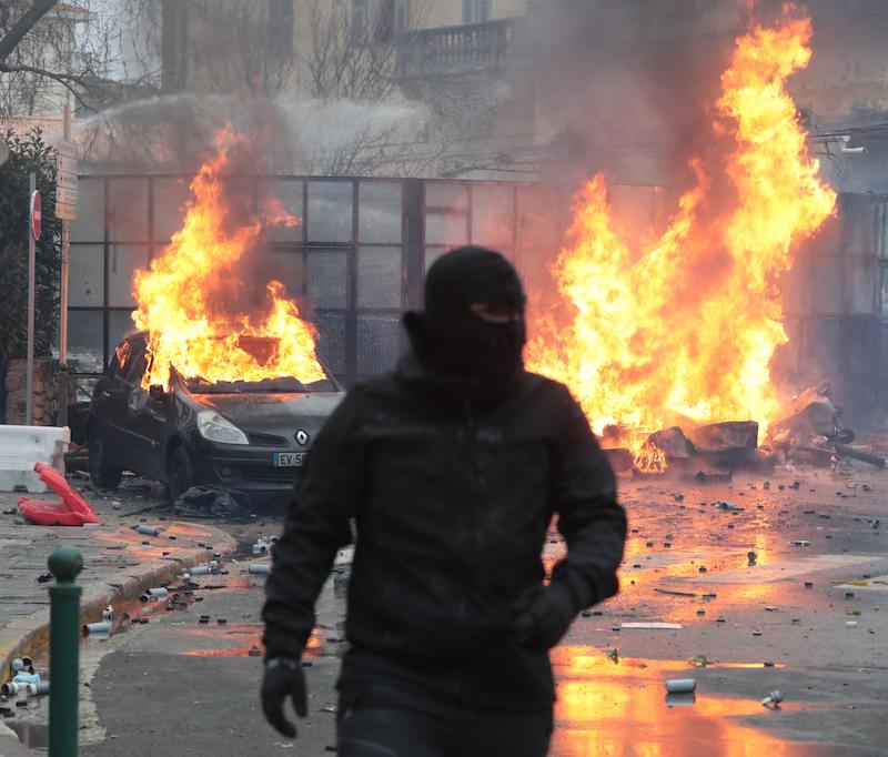 >Violences en marge de la manifestation pour Yvan Colonna (photo 1)