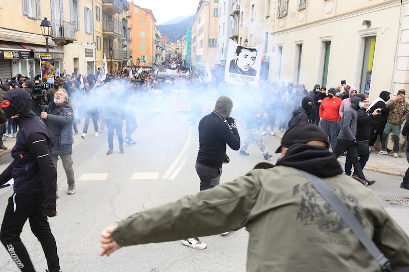 >Violences en marge de la manifestation pour Yvan Colonna (photo 20)