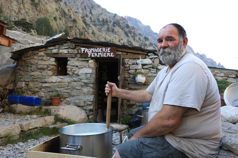 Fabrication du brocciu (photo 5)