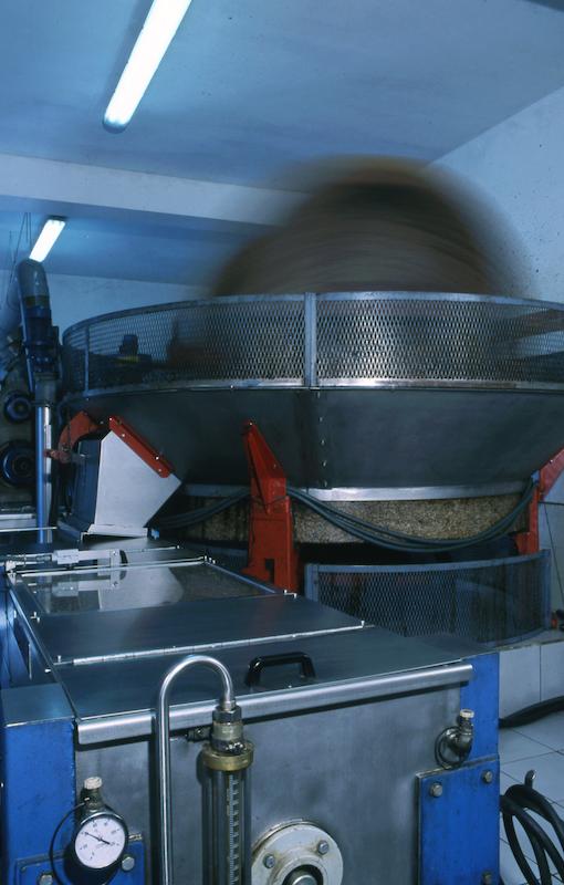 >Moulin à huile d’olive moderne à Cervioni (photo 5)