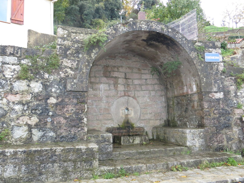 Fontaine dite a funtanedda (Cuttoli)